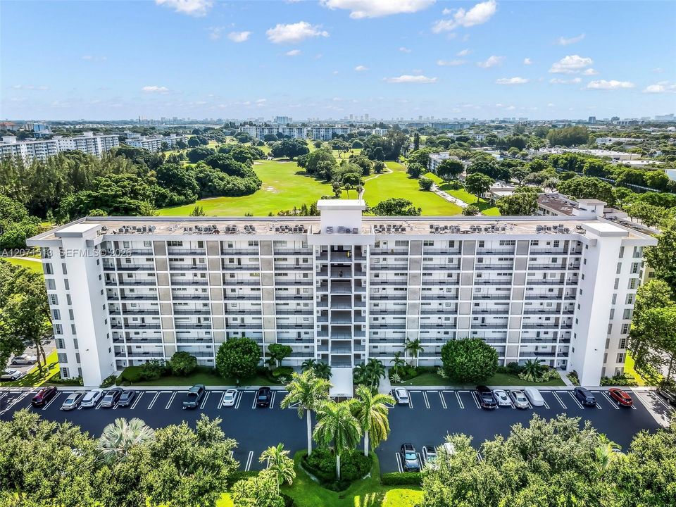На продажу: $325,000 (3 спален, 2 ванн, 1390 Квадратных фут)