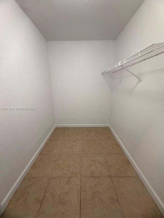 For Rent: $1,900 (2 beds, 2 baths, 2286 Square Feet)