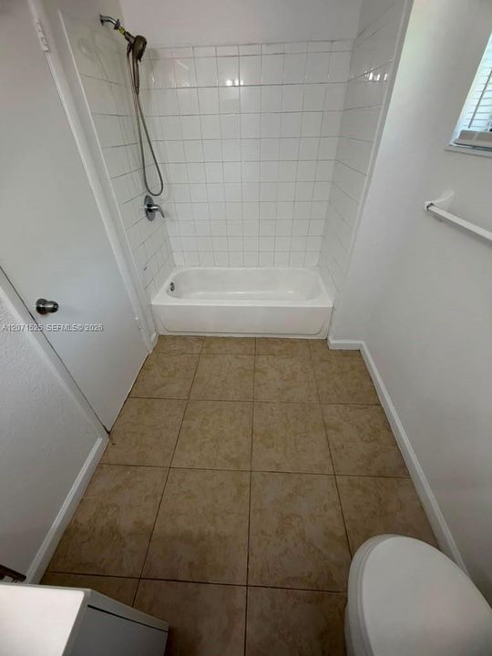 For Rent: $1,900 (2 beds, 2 baths, 2286 Square Feet)