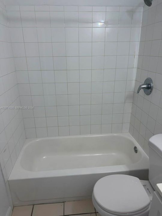 For Rent: $1,900 (2 beds, 2 baths, 2286 Square Feet)