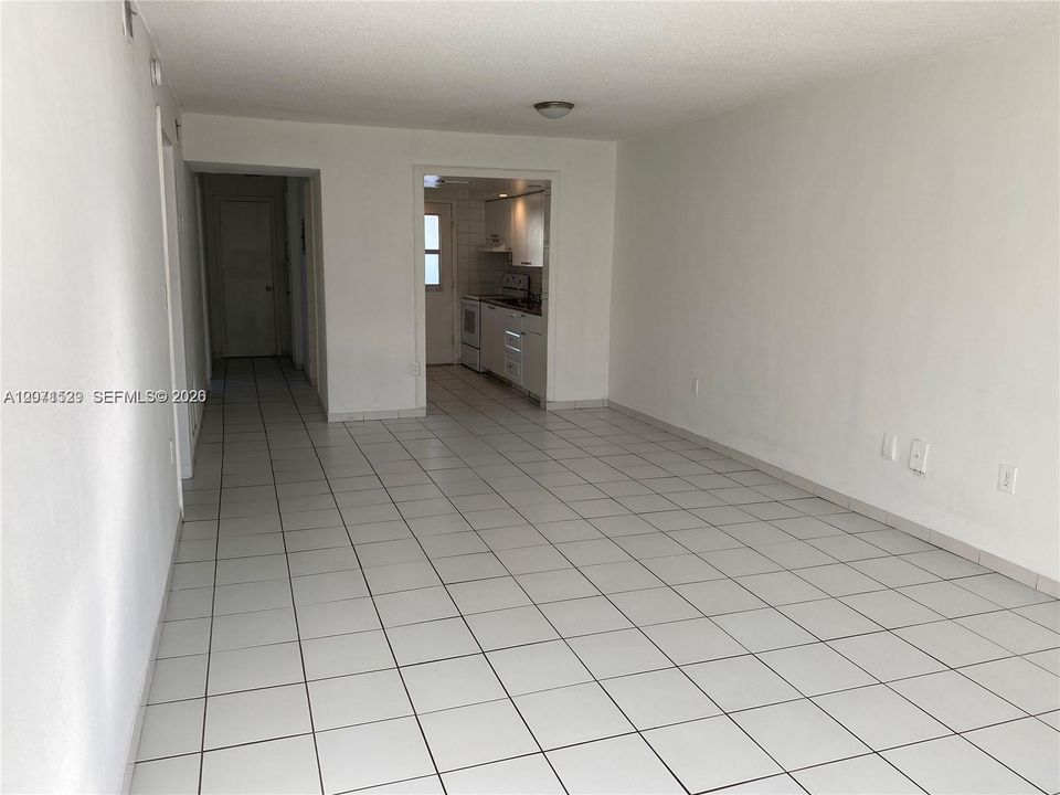 В аренду: $3,600 (2 спален, 2 ванн, 1109 Квадратных фут)