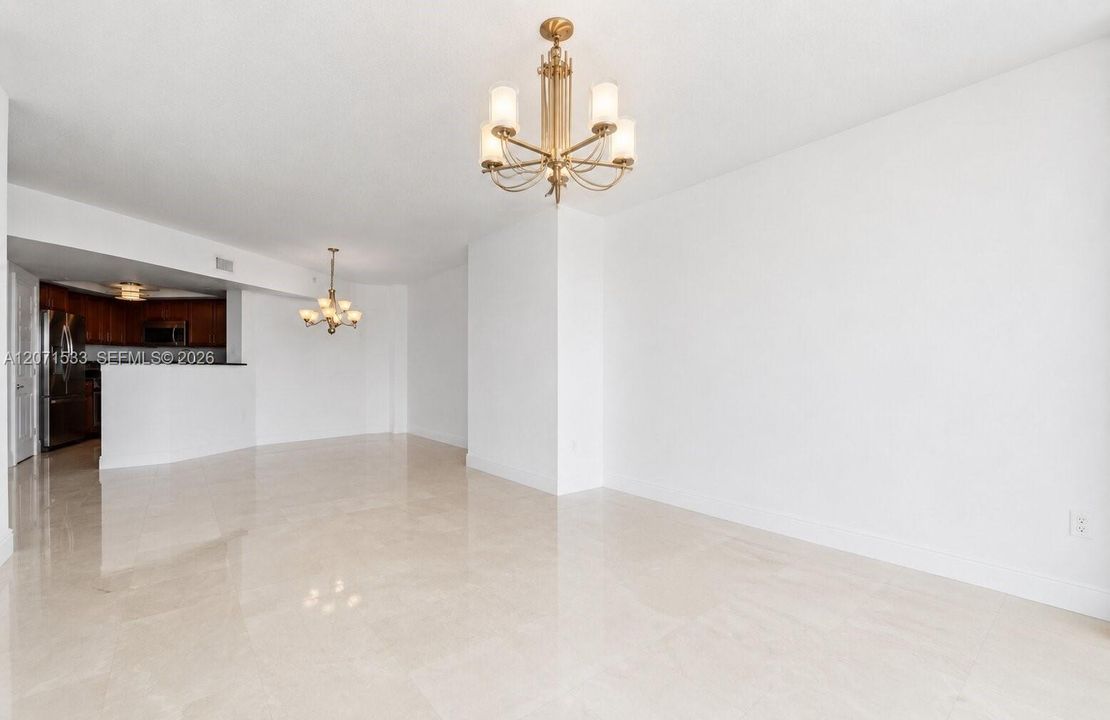 For Rent: $5,300 (2 beds, 2 baths, 1715 Square Feet)