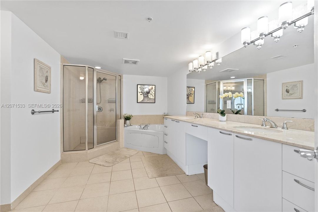 For Rent: $5,300 (2 beds, 2 baths, 1715 Square Feet)