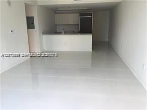 For Rent: $4,100 (2 beds, 2 baths, 921 Square Feet)
