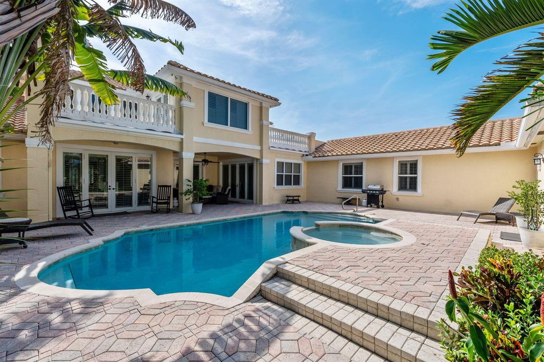 22-web-or-mls-A7400331
