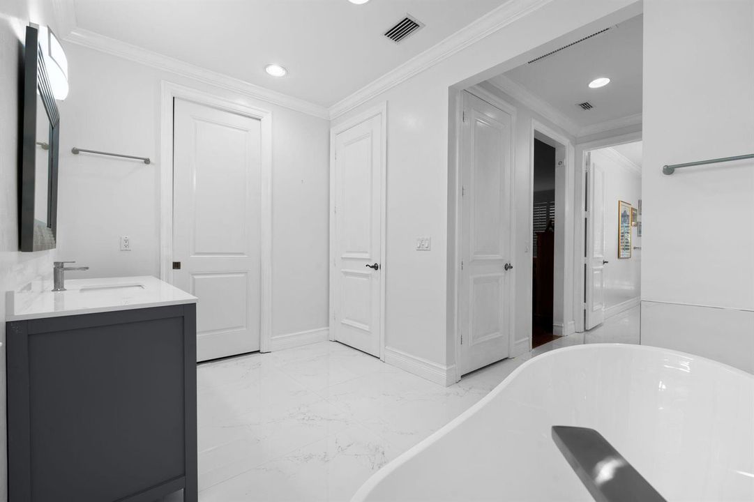 4-web-or-mls-A7400254
