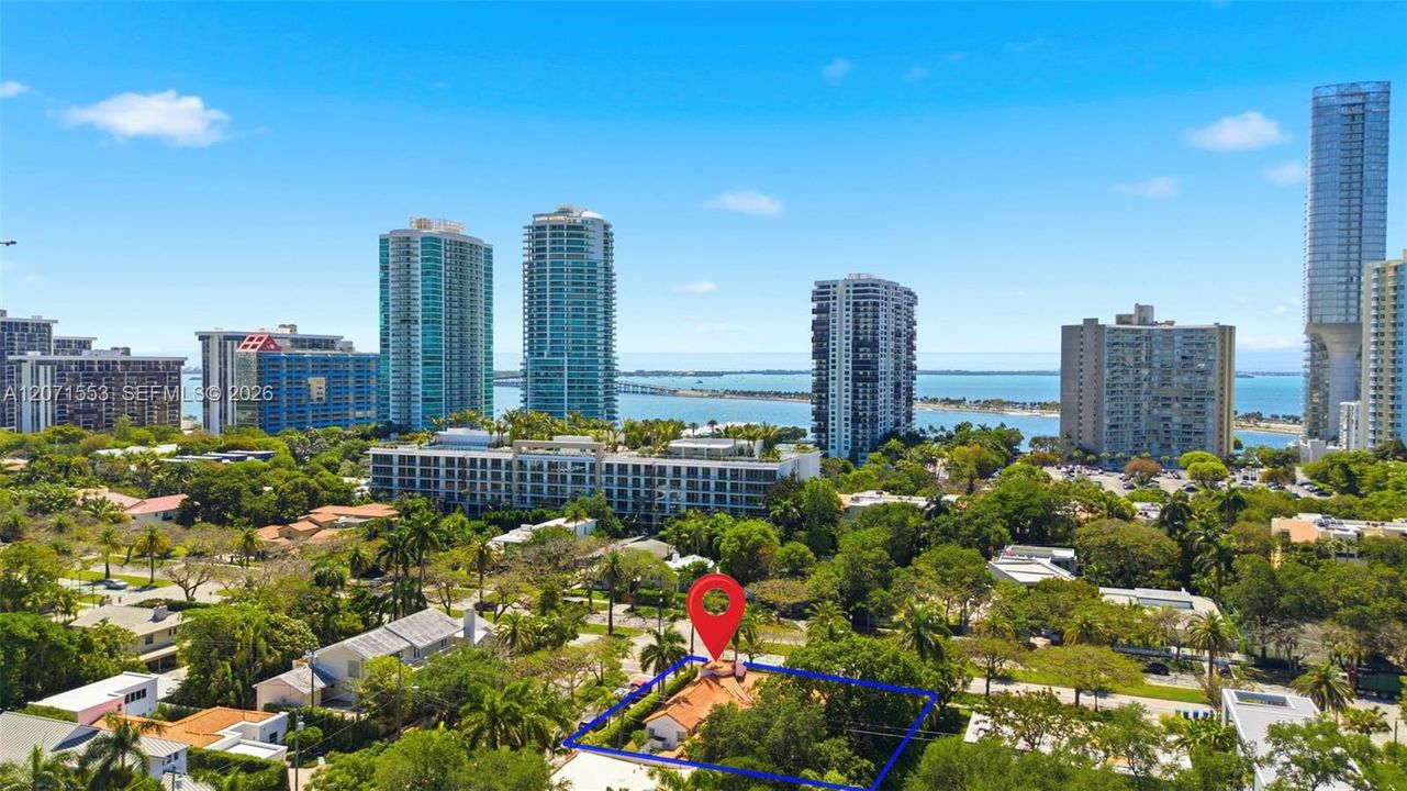 For Rent: $14,500 (4 beds, 3 baths, 3539 Square Feet)