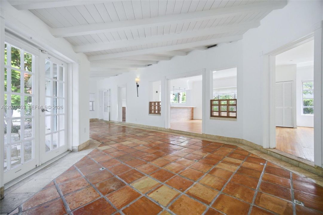 For Rent: $14,500 (4 beds, 3 baths, 3539 Square Feet)