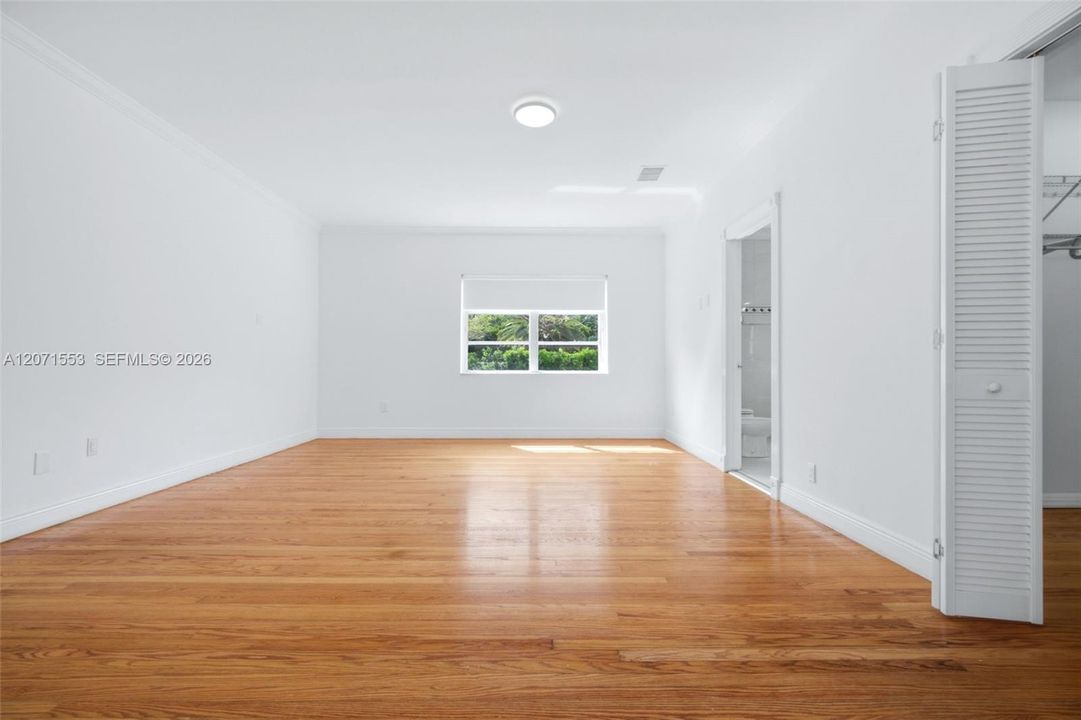 For Rent: $14,500 (4 beds, 3 baths, 3539 Square Feet)