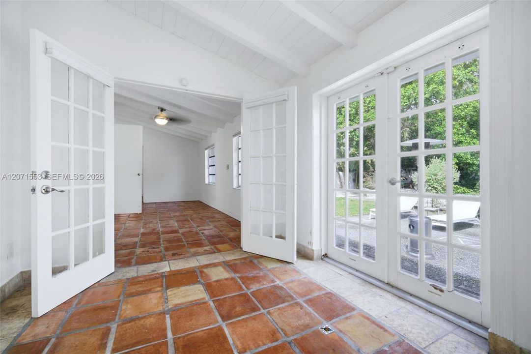 For Rent: $14,500 (4 beds, 3 baths, 3539 Square Feet)