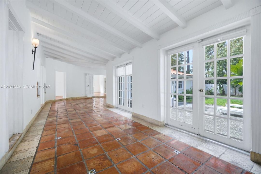 For Rent: $14,500 (4 beds, 3 baths, 3539 Square Feet)