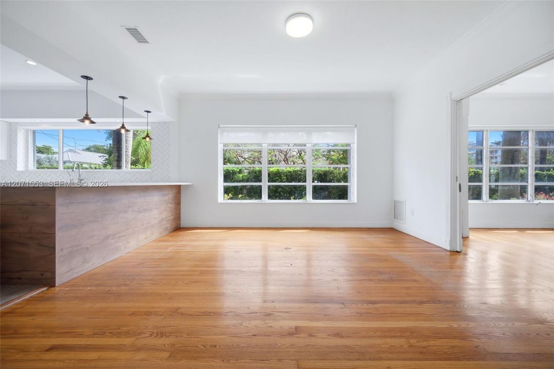 For Rent: $14,500 (4 beds, 3 baths, 3539 Square Feet)