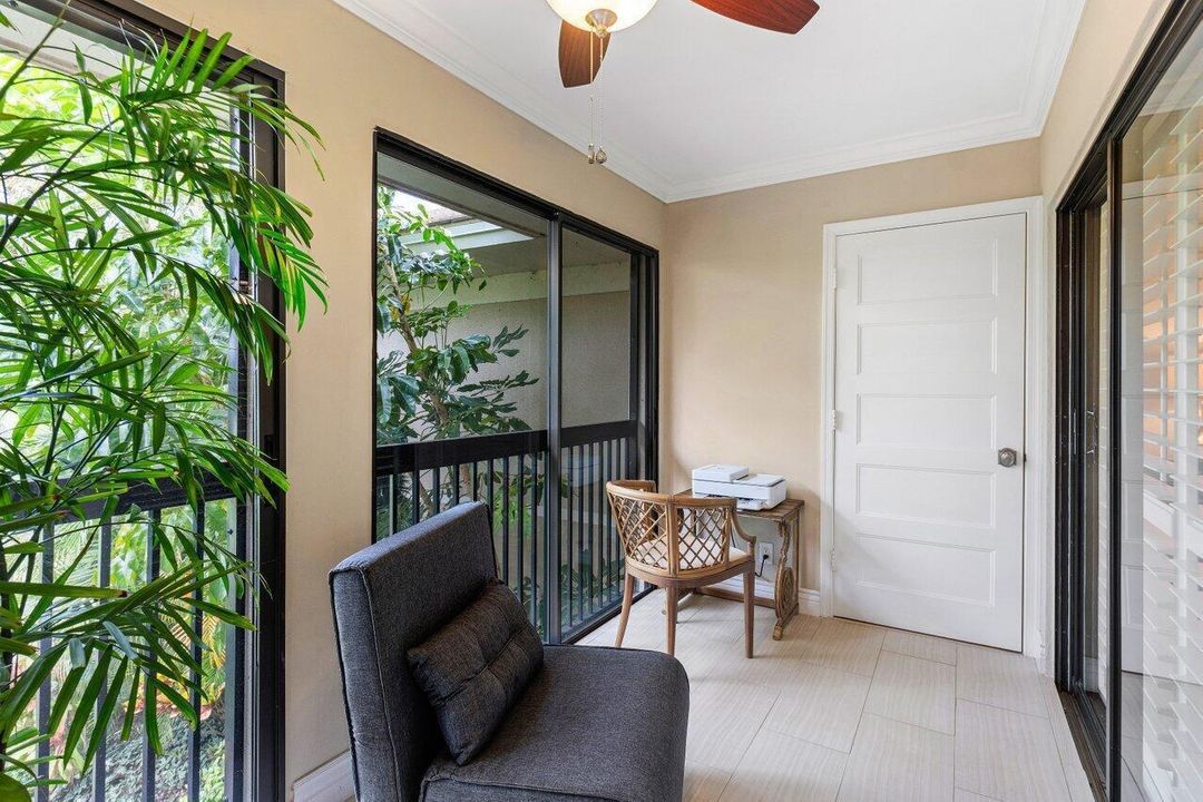 Casual living area