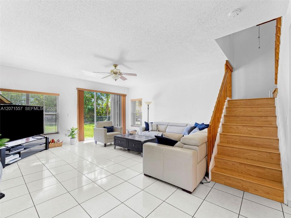 For Sale: $555,000 (3 beds, 2 baths, 1848 Square Feet)