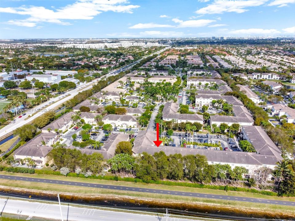 For Sale: $355,000 (2 beds, 2 baths, 1150 Square Feet)