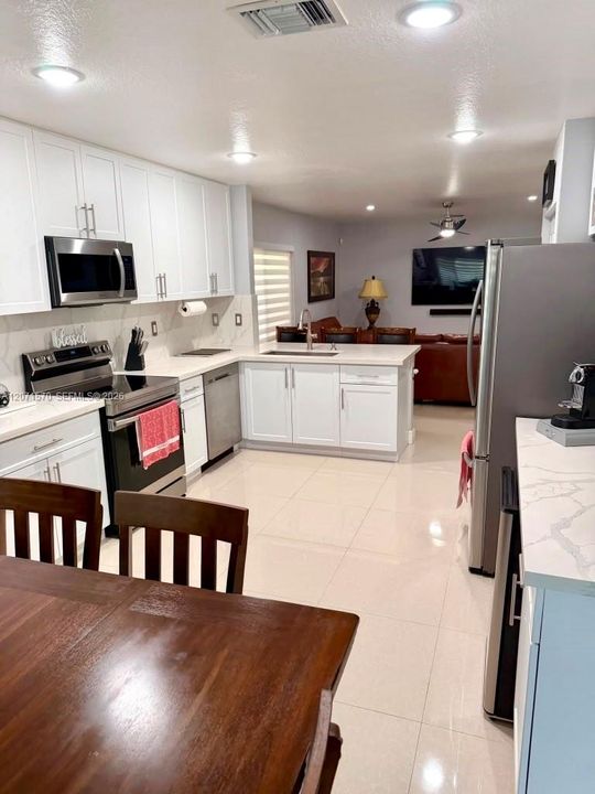 For Rent: $3,800 (4 beds, 2 baths, 2176 Square Feet)
