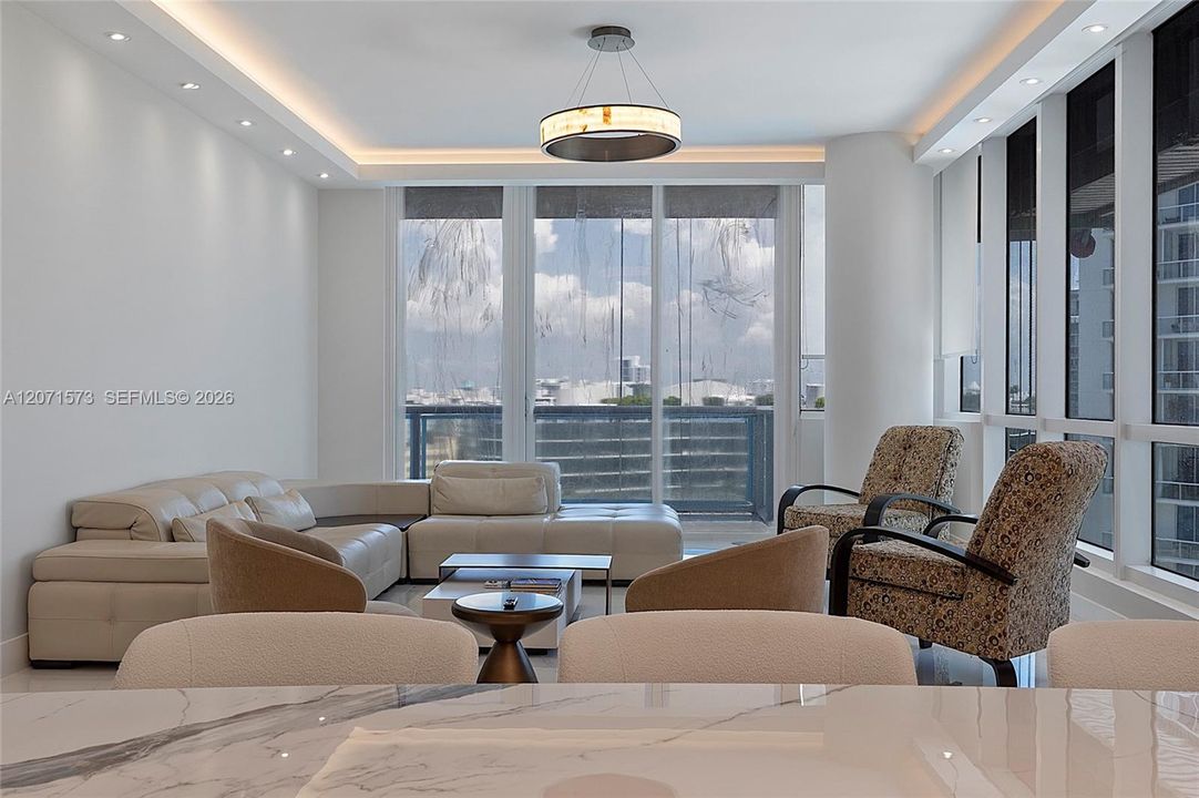 В аренду: $32,000 (2 спален, 3 ванн, 2122 Квадратных фут)