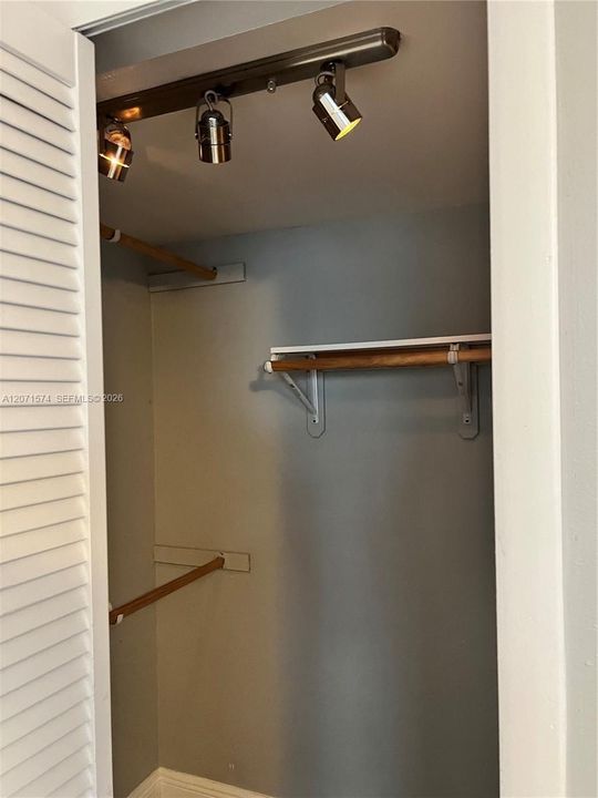 For Rent: $2,150 (2 beds, 2 baths, 772 Square Feet)