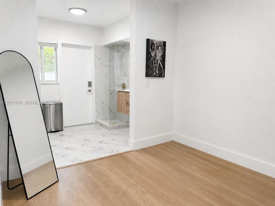 For Rent: $2,900 (2 beds, 2 baths, 750 Square Feet)