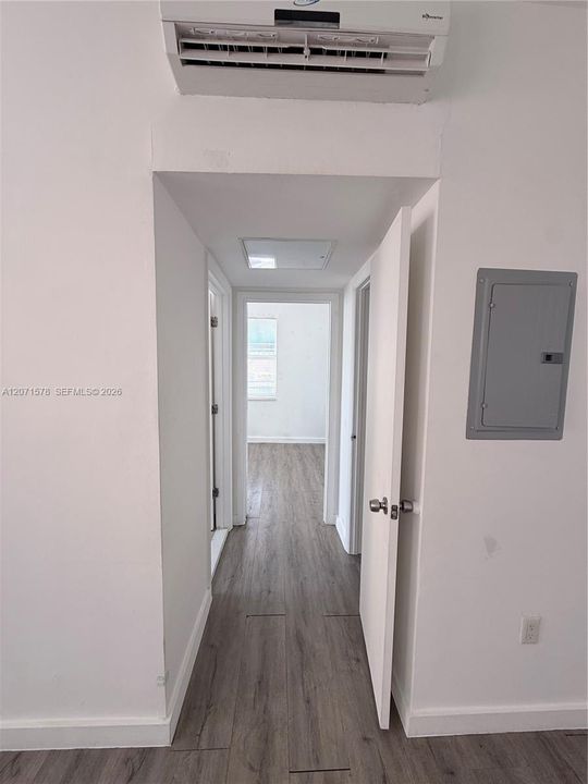 For Rent: $1,650 (1 beds, 1 baths, 550 Square Feet)