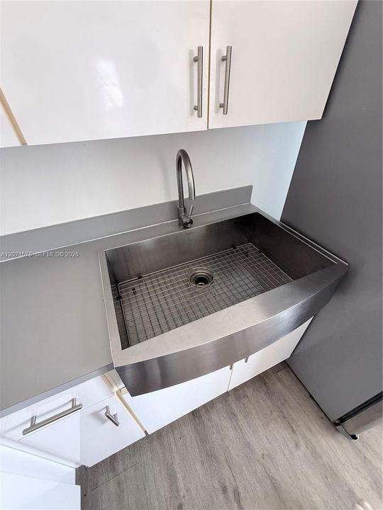 For Rent: $1,650 (1 beds, 1 baths, 550 Square Feet)
