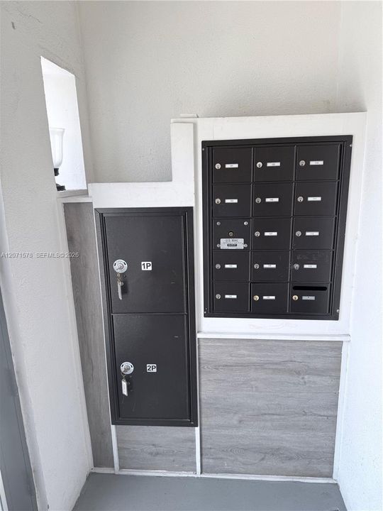 For Rent: $1,650 (1 beds, 1 baths, 550 Square Feet)