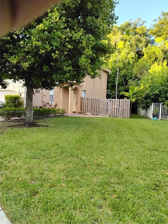 For Sale: $490,000 (3 beds, 2 baths, 1616 Square Feet)