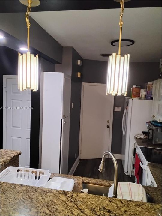For Sale: $490,000 (3 beds, 2 baths, 1616 Square Feet)