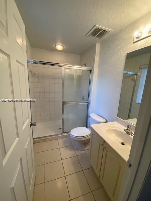 For Rent: $2,250 (2 beds, 2 baths, 1120 Square Feet)