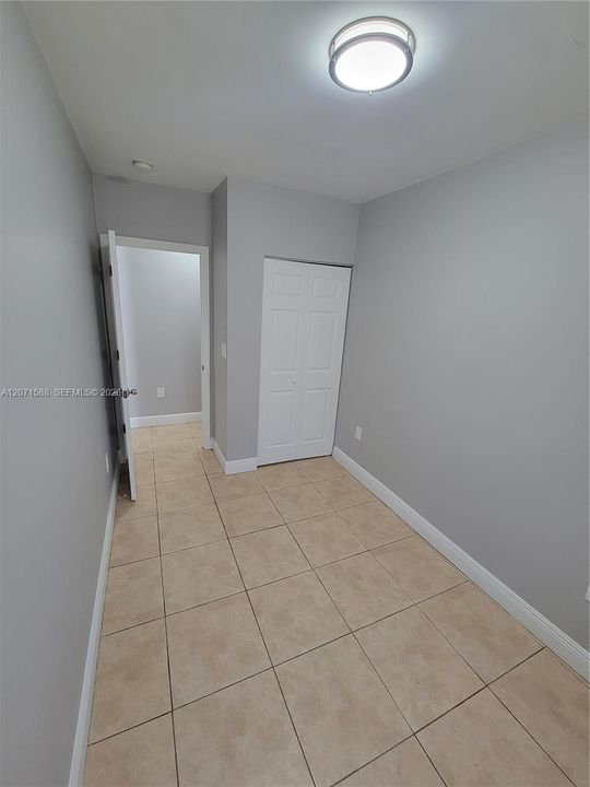 For Rent: $1,450 (1 beds, 1 baths, 600 Square Feet)