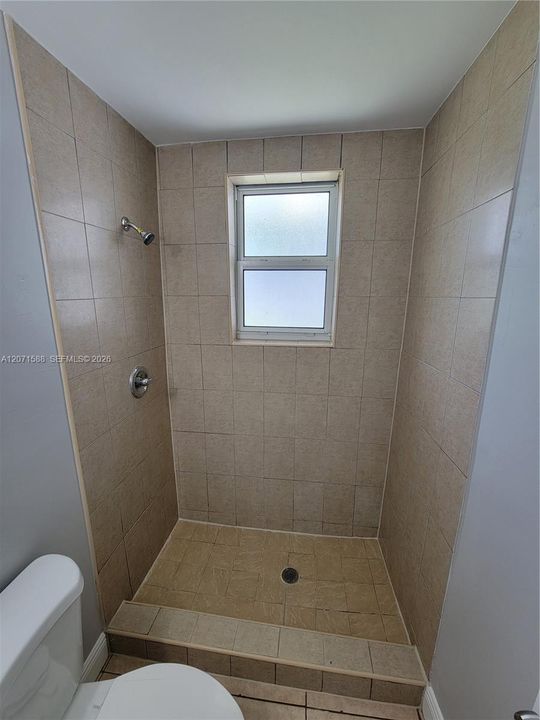 For Rent: $1,450 (1 beds, 1 baths, 600 Square Feet)