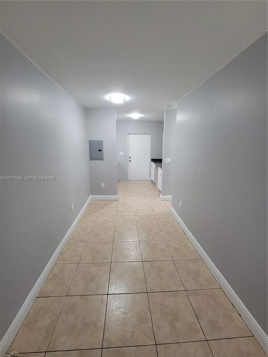 For Rent: $1,450 (1 beds, 1 baths, 600 Square Feet)
