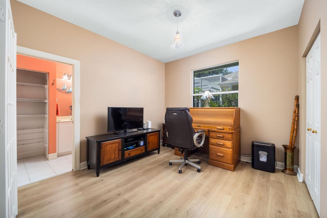 4220 Abington Woods Circle New-20