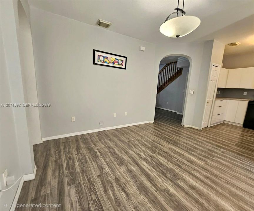 For Sale: $354,900 (3 beds, 2 baths, 1679 Square Feet)