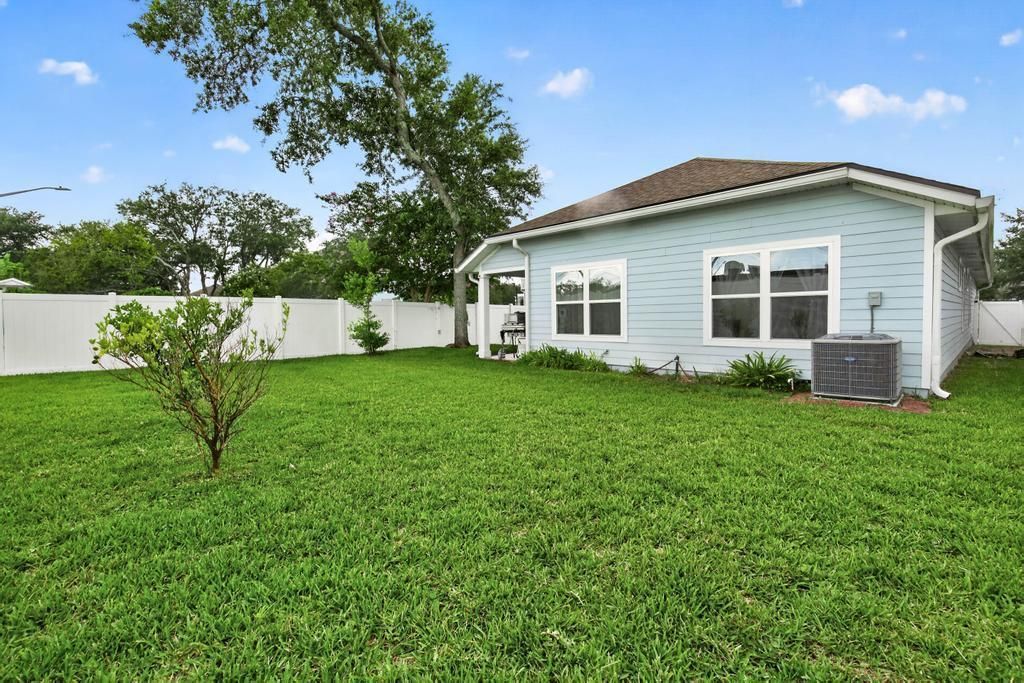2205 Sandy Bay Ln-61
