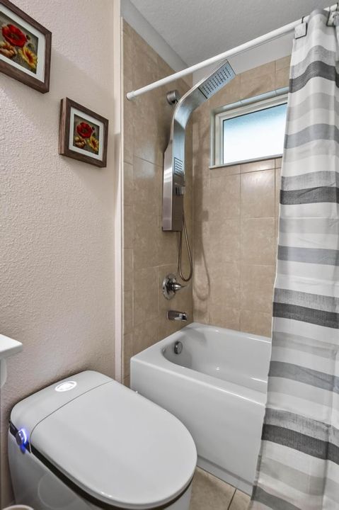 2205 Sandy Bay Ln-38