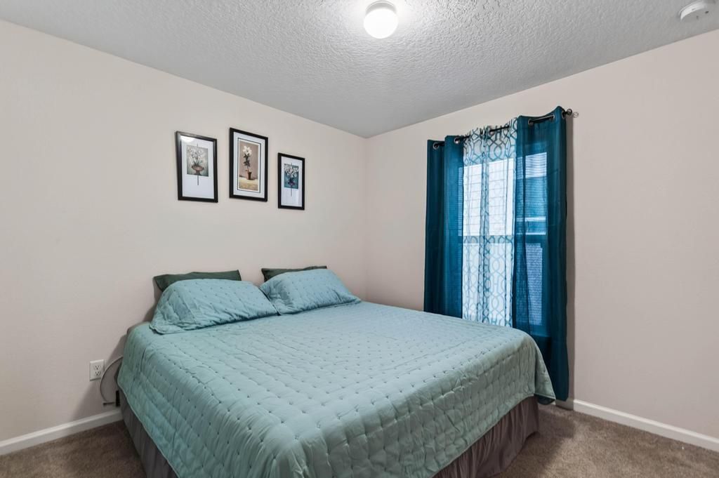2205 Sandy Bay Ln-42