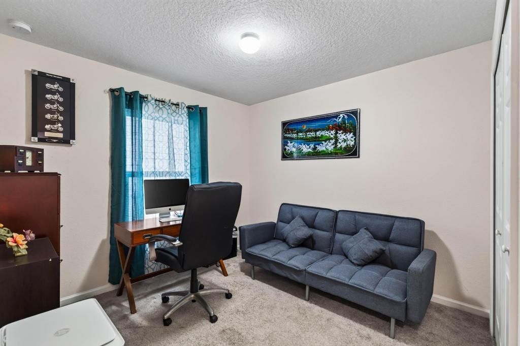 2205 Sandy Bay Ln-35