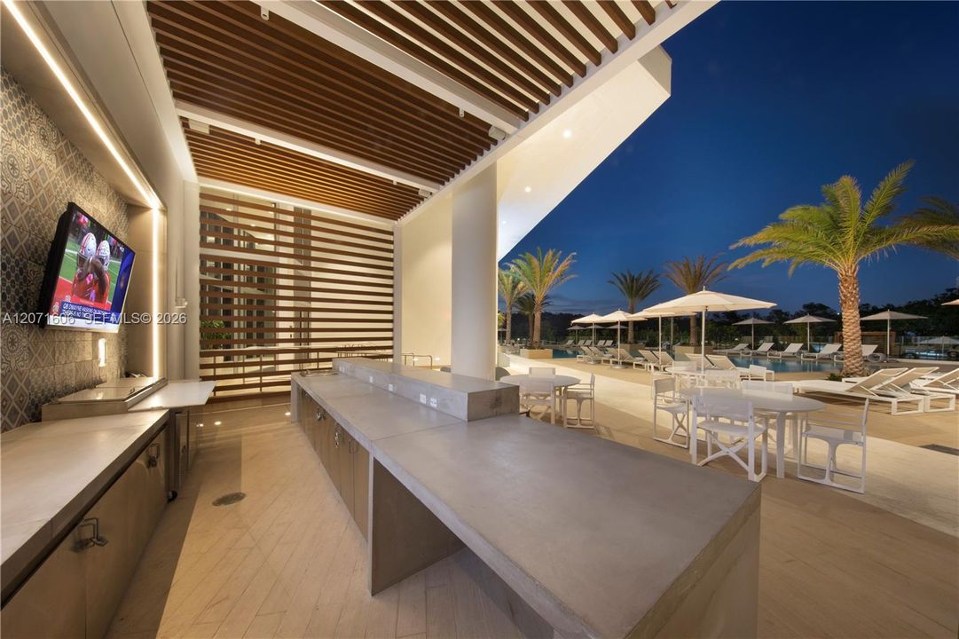 For Rent: $5,500 (3 beds, 3 baths, 1556 Square Feet)