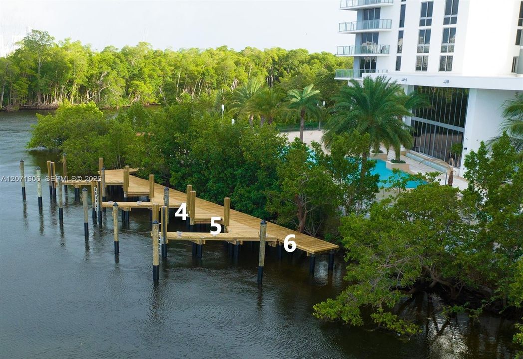 For Rent: $5,500 (3 beds, 3 baths, 1556 Square Feet)