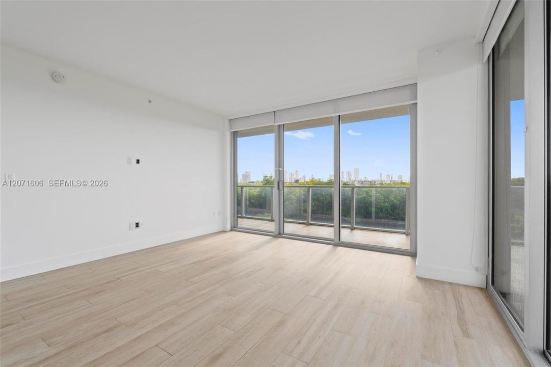 For Rent: $5,500 (3 beds, 3 baths, 1556 Square Feet)