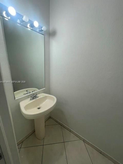 В аренду: $2,350 (3 спален, 2 ванн, 1627 Квадратных фут)