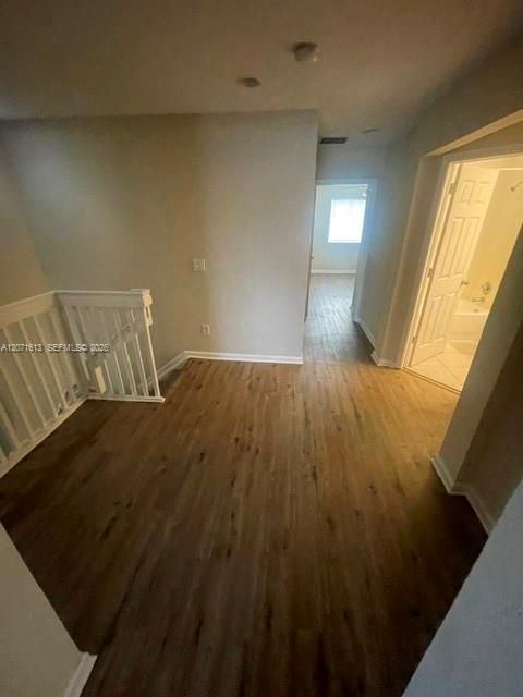 В аренду: $2,350 (3 спален, 2 ванн, 1627 Квадратных фут)