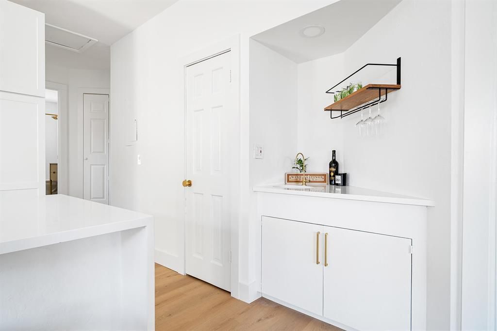 Wet Bar