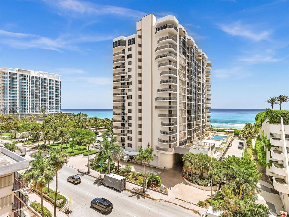 For Sale: $619,000 (2 beds, 2 baths, 1330 Square Feet)