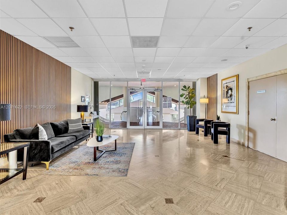 For Sale: $619,000 (2 beds, 2 baths, 1330 Square Feet)