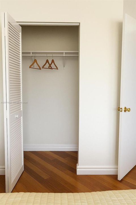 For Sale: $619,000 (2 beds, 2 baths, 1330 Square Feet)