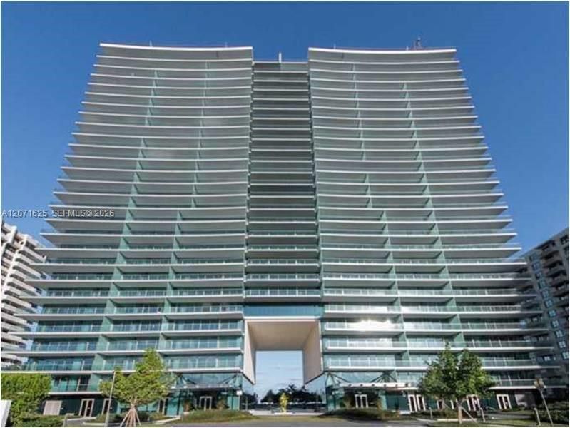 For Rent: $17,000 (2 beds, 2 baths, 1704 Square Feet)