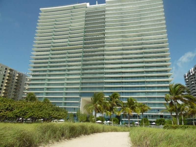For Rent: $17,000 (2 beds, 2 baths, 1704 Square Feet)