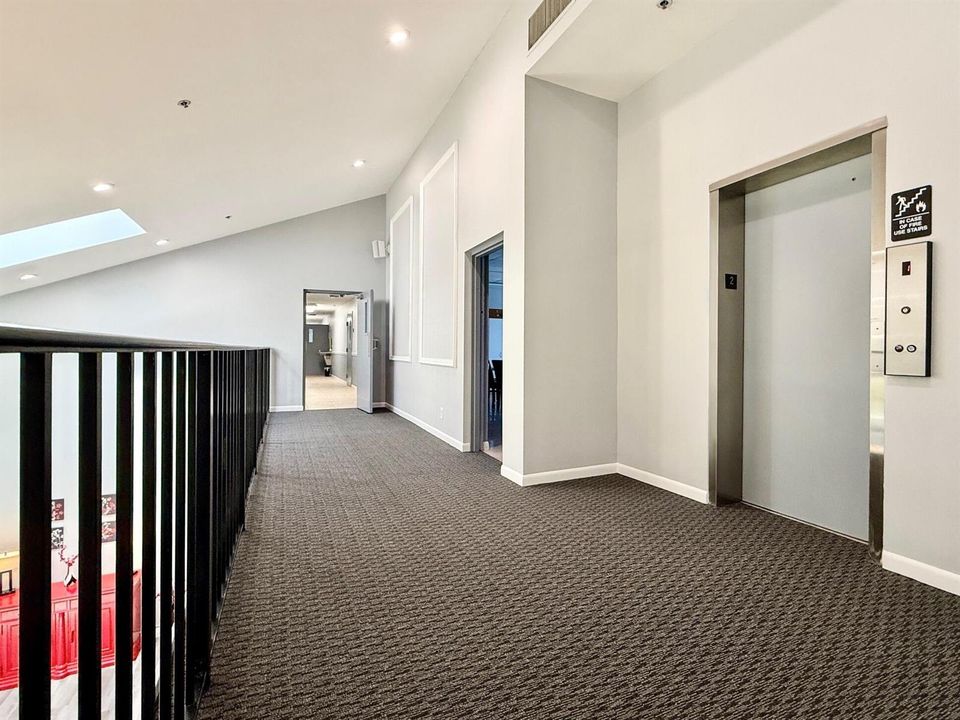 4 - Interior Entrance upstairs